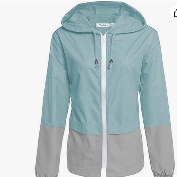 Women's Lightweight Hooded Raincoat Waterproof Active Outdoor Rain Jack - Picture 1 of 3